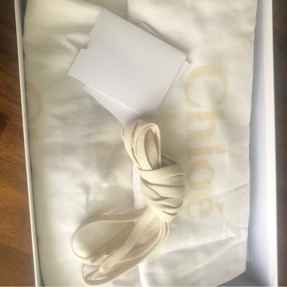 NIB $595 Chloé Franckie Low Top Sneaker (Women) in size 37!